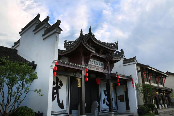 不请自来的客人